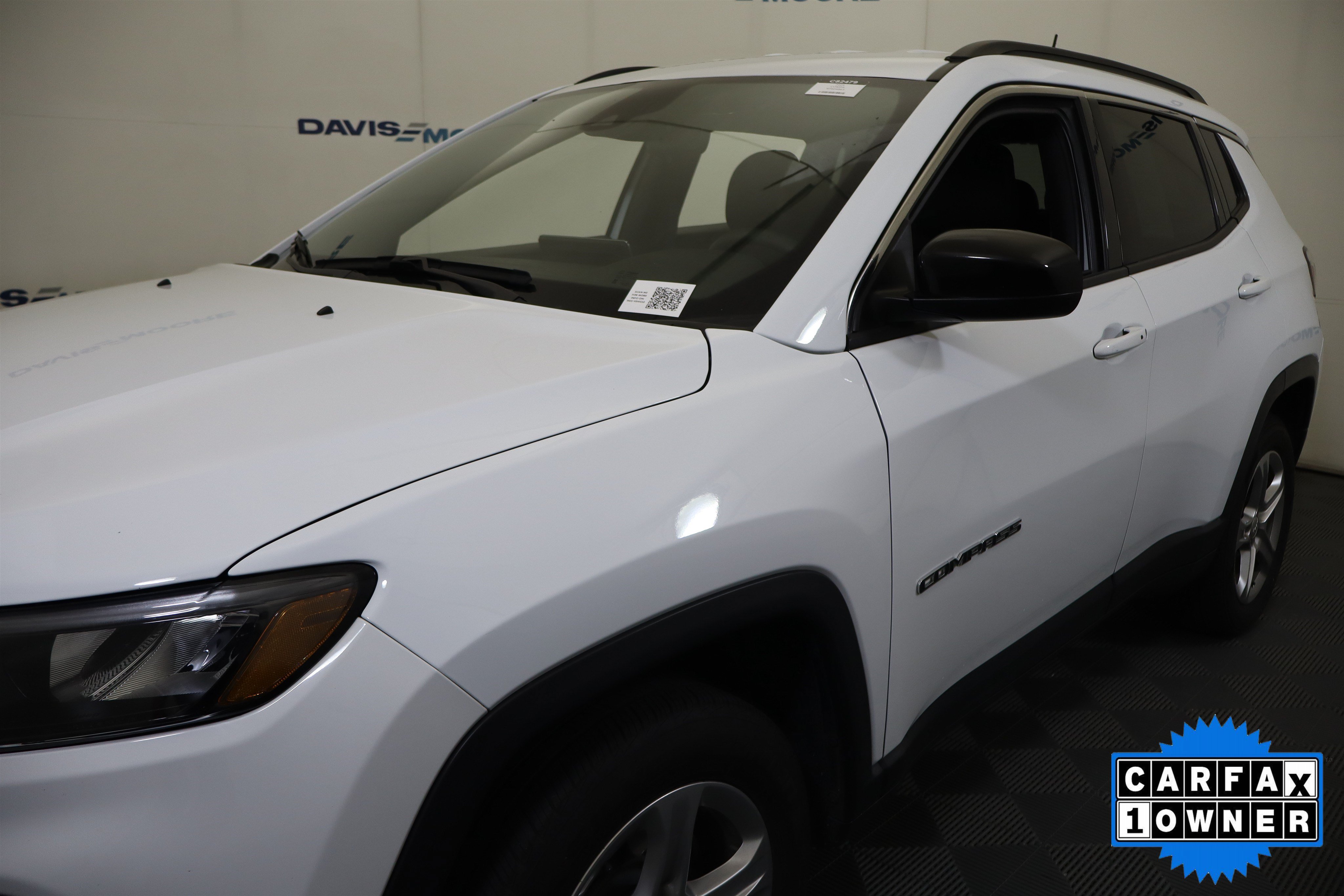 Used 2024 Jeep Compass Latitude AWD/4WD image 12