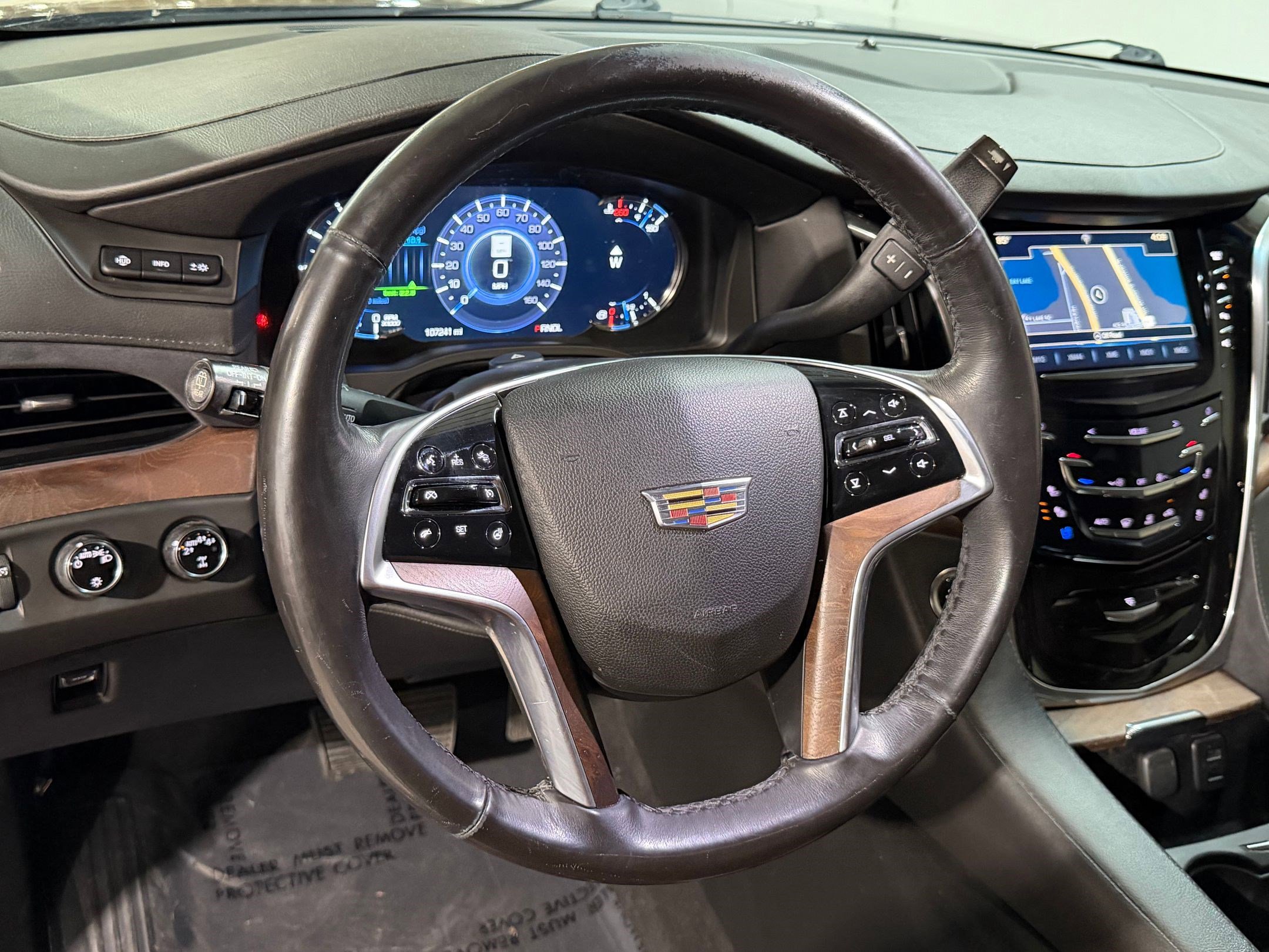 Used 2019 Cadillac Escalade Premium Luxury w/ LPO, Radiant Package AWD/4WD image 14