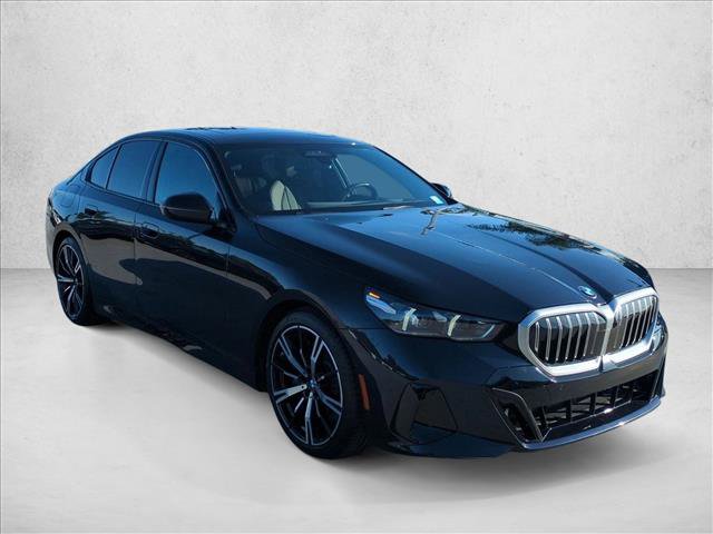 Certified 2024 BMW 540i xDrive w/ Premium Package AWD/4WD image 3