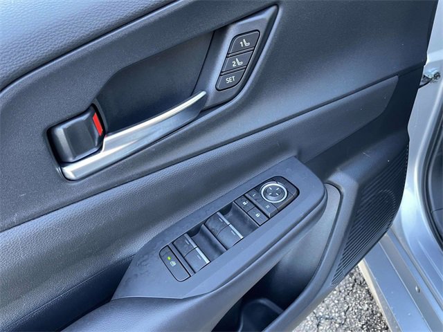 Used 2024 Toyota Prius Prime Premium image 19