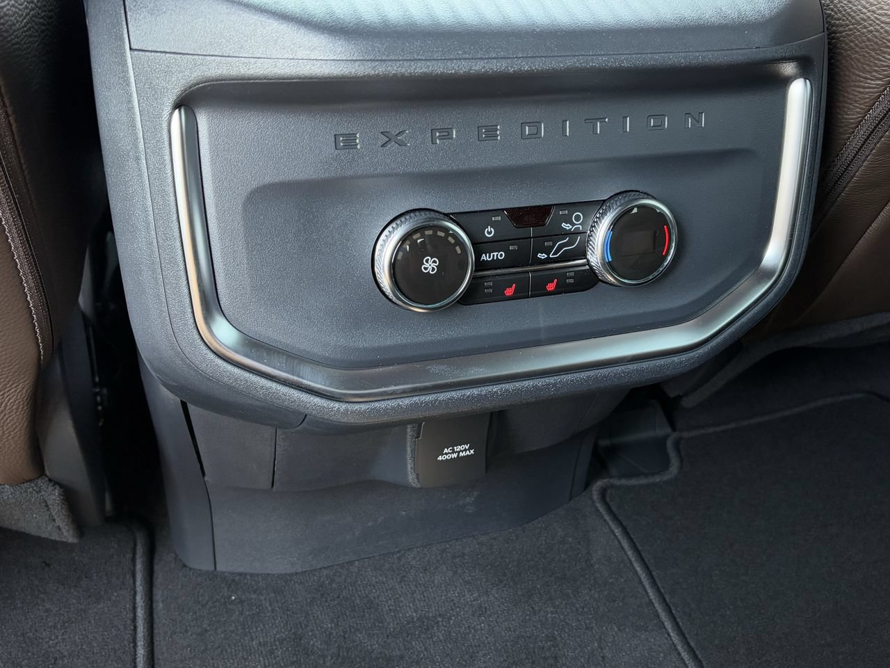New 2027 Ford Expedition King Ranch RWD image 22