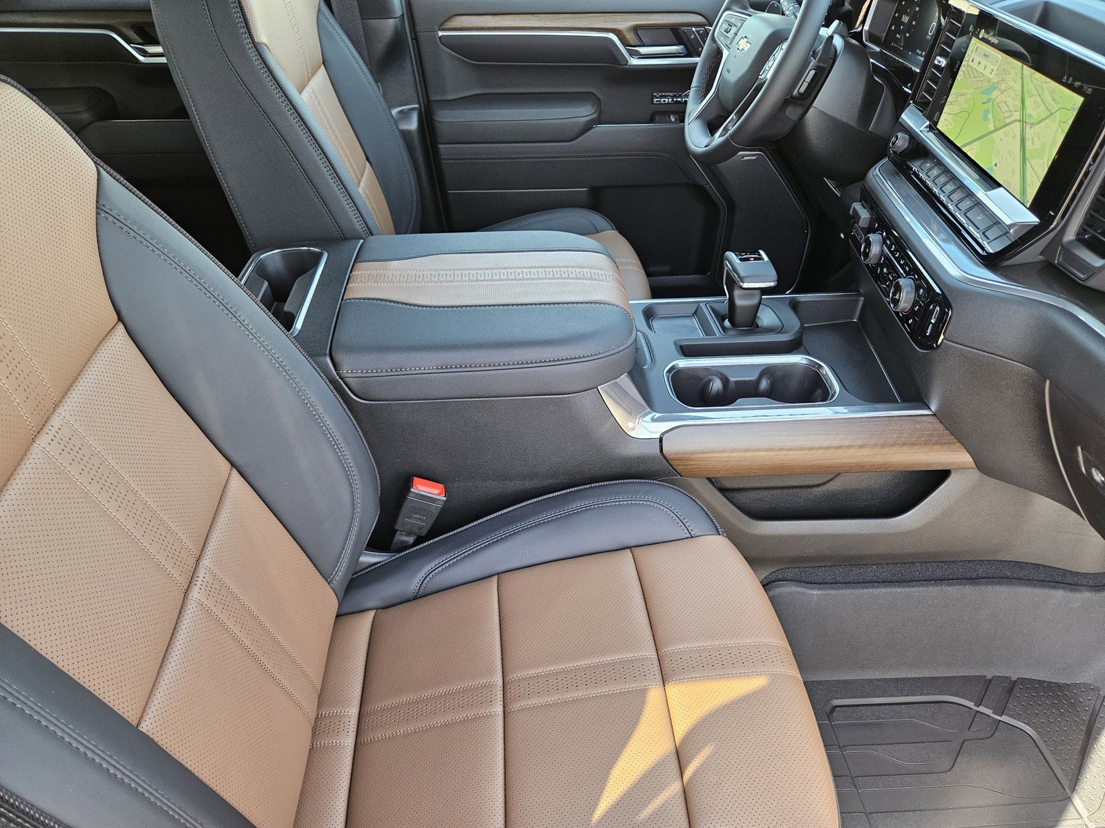 New 2026 Chevrolet Silverado 1500 High Country w/ Technology Package AWD/4WD image 10
