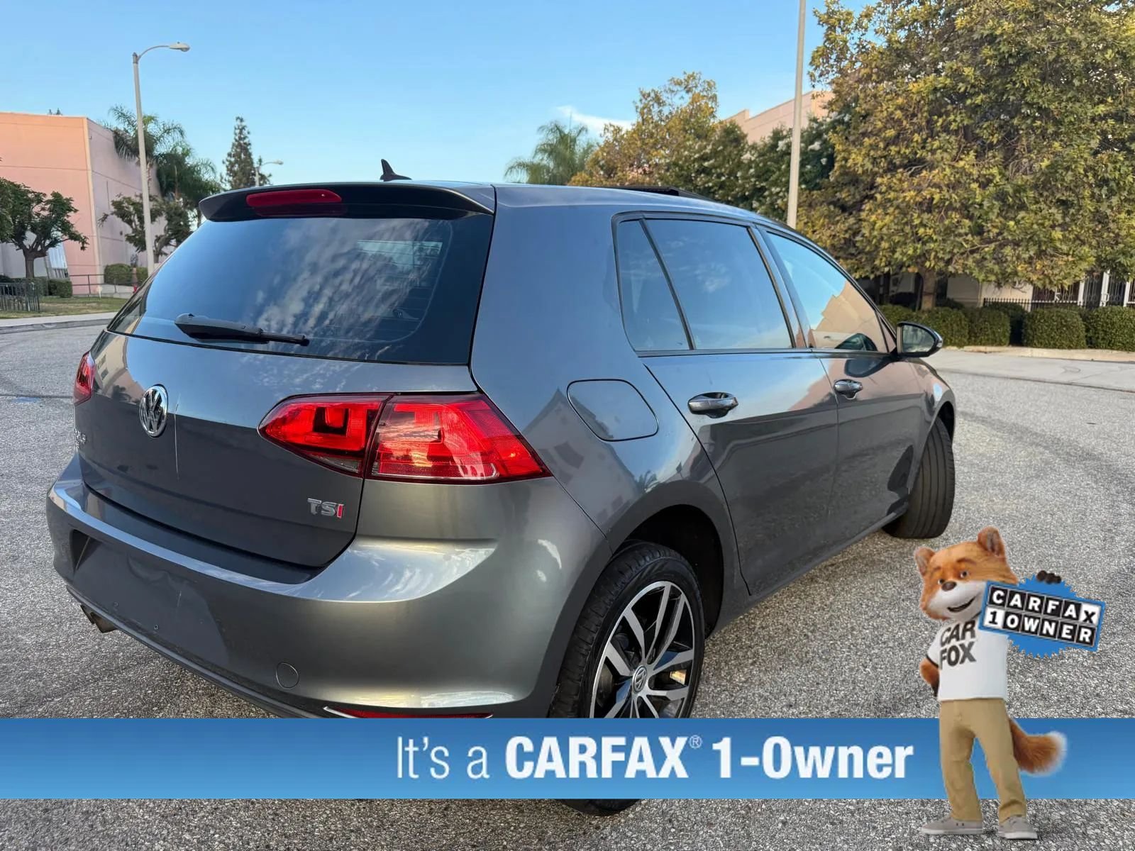 Used 2017 Volkswagen Golf SE FWD image 5