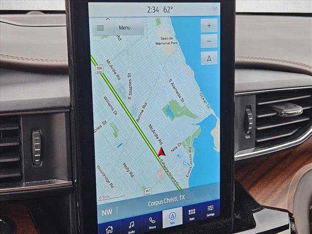 Used 2021 Ford Explorer King Ranch w/ Premium Technology Package image 14