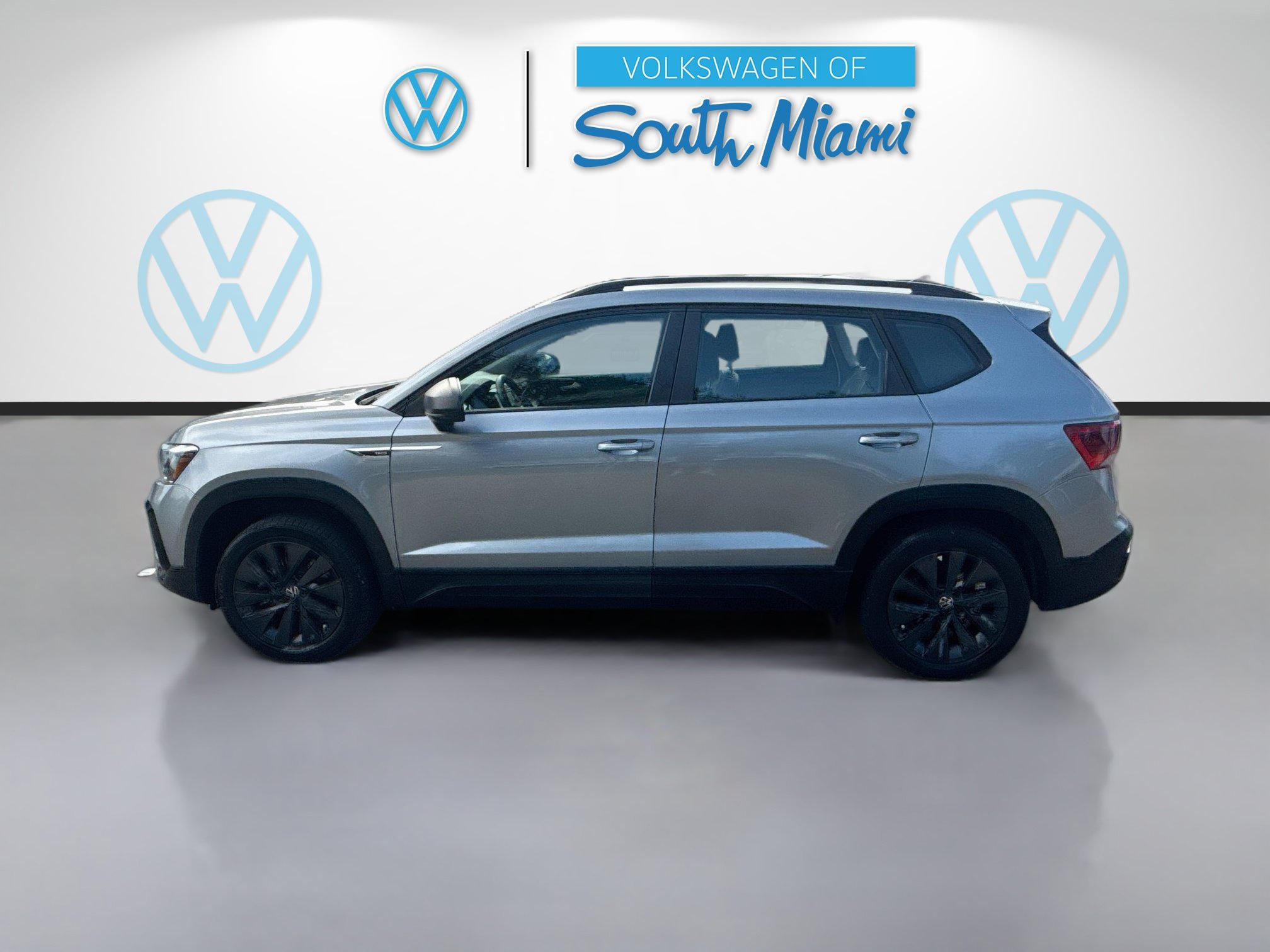 Certified 2023 Volkswagen Taos S FWD image 4
