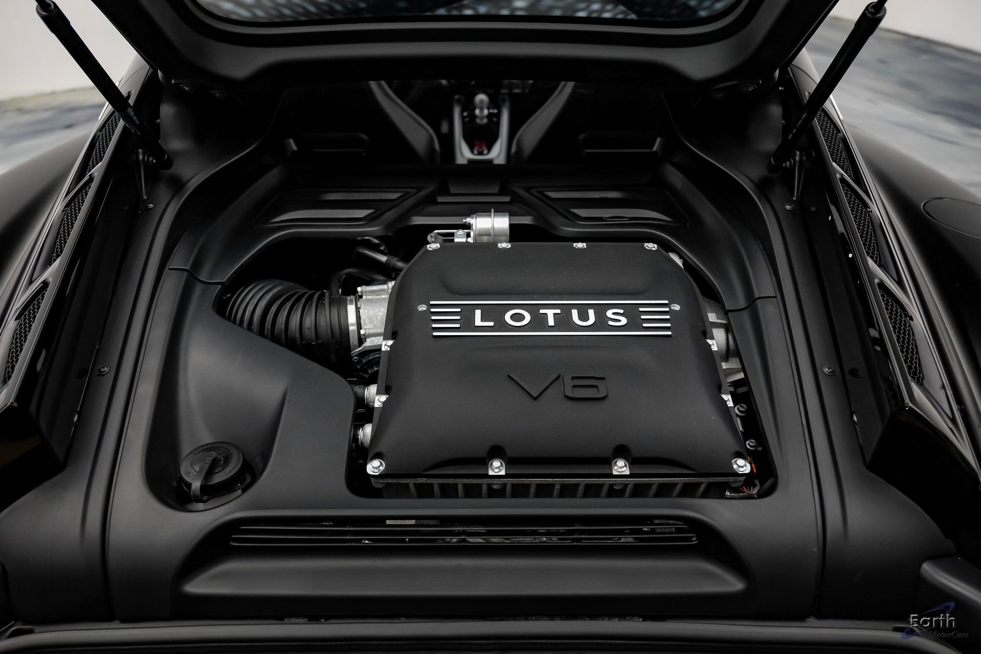 New 2026 Lotus Emira V6 SE Sport image 3