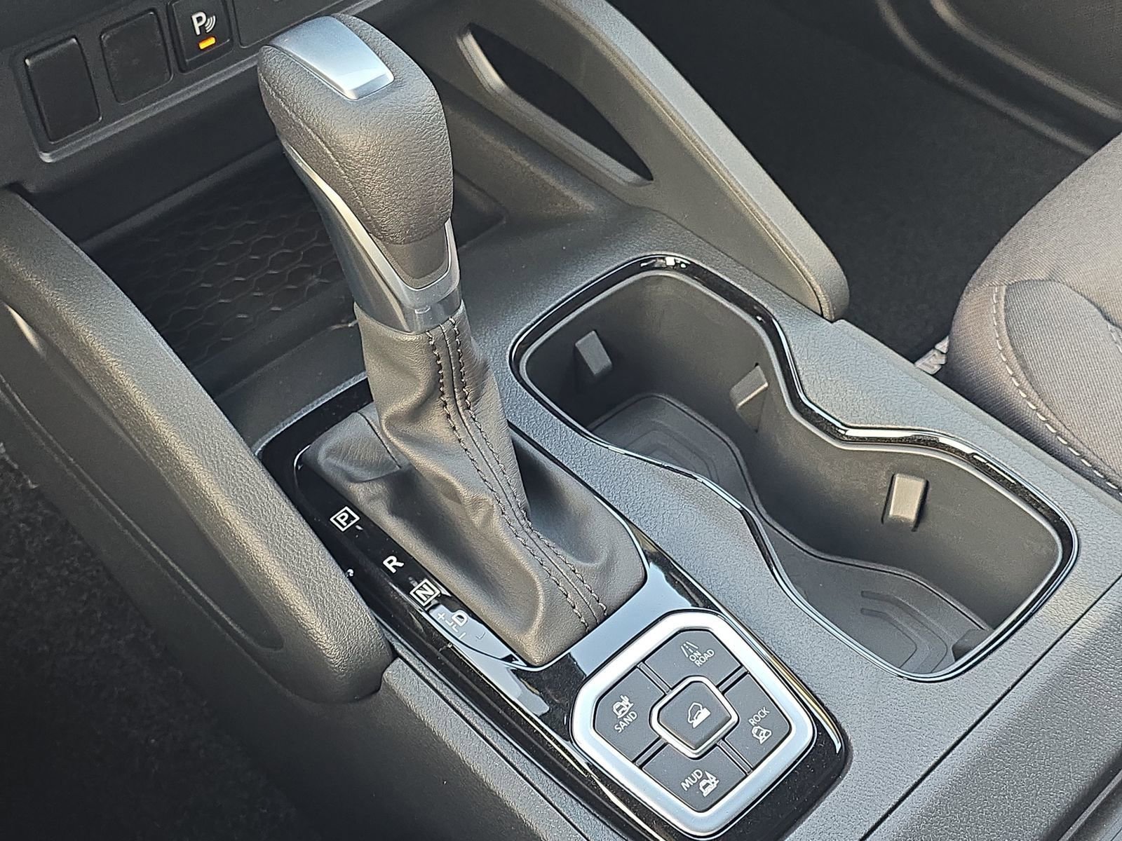 New 2026 Nissan Frontier SV w/ Tow Package image 22