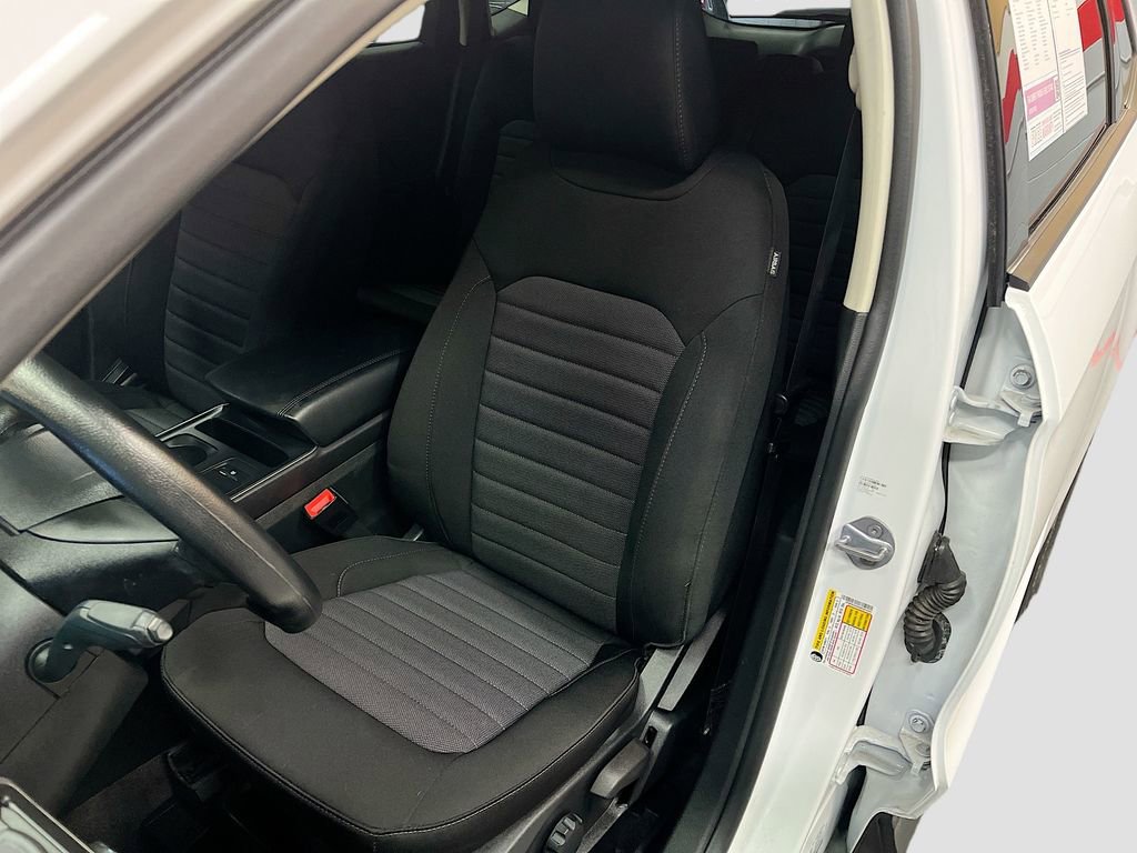 Used 2024 Ford Edge SE image 18