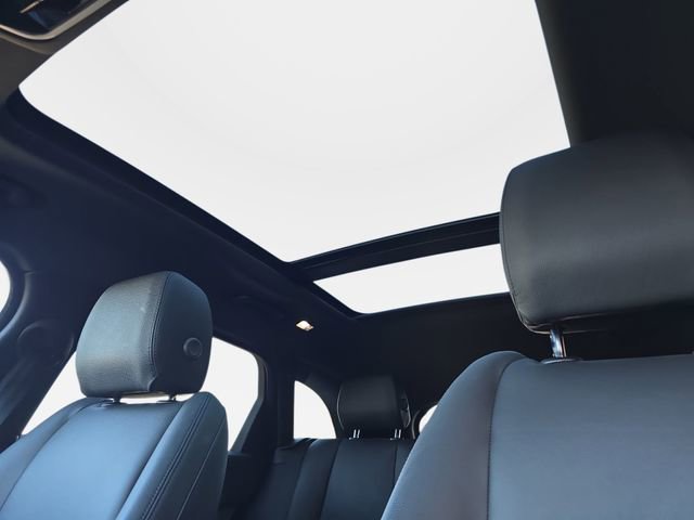 Certified 2025 Land Rover Range Rover Velar S image 30