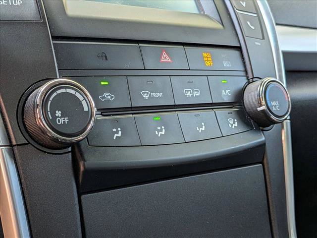 Used 2016 Toyota Camry SE image 9