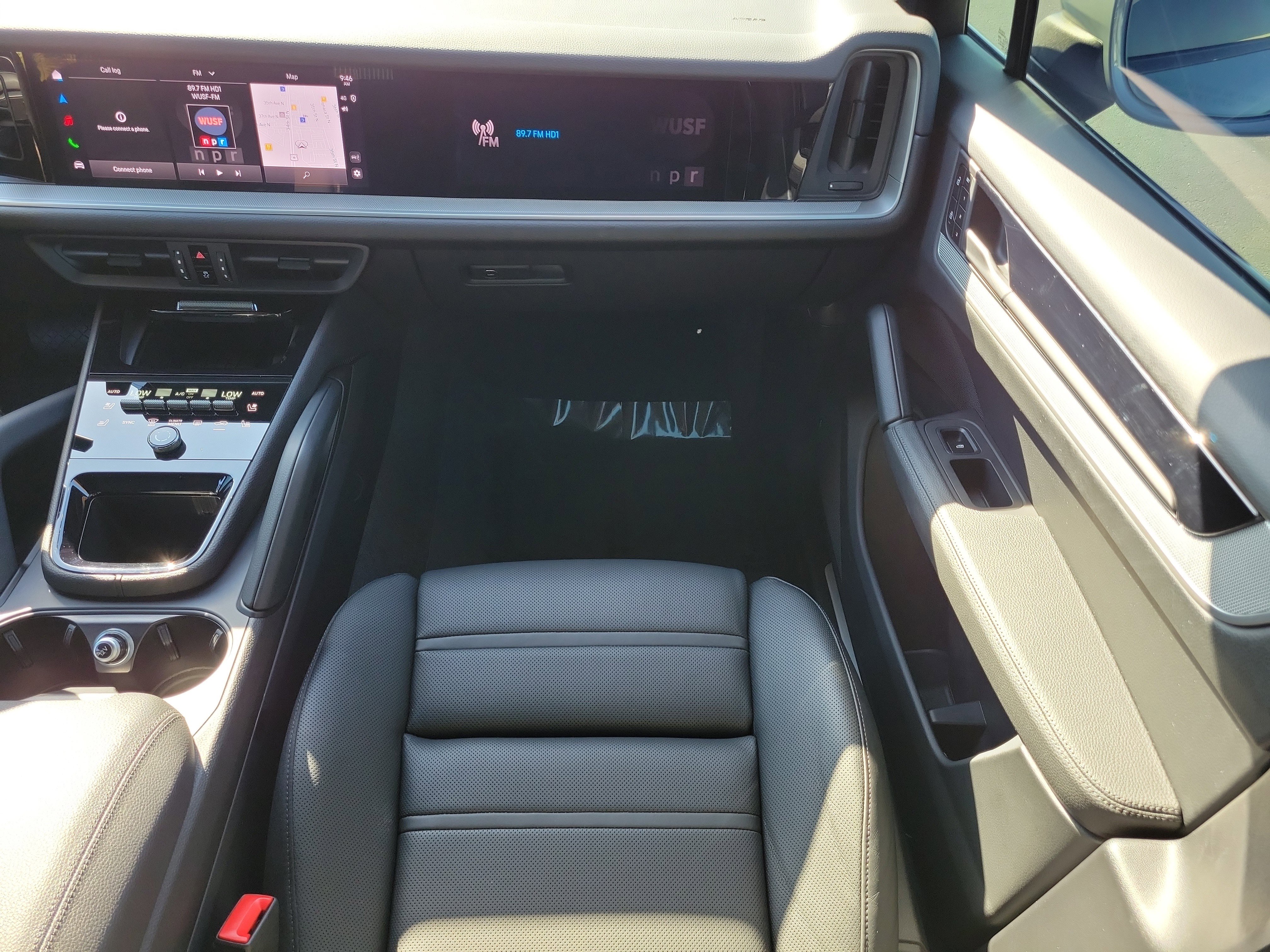 Used 2024 Porsche Cayenne Coupe image 15