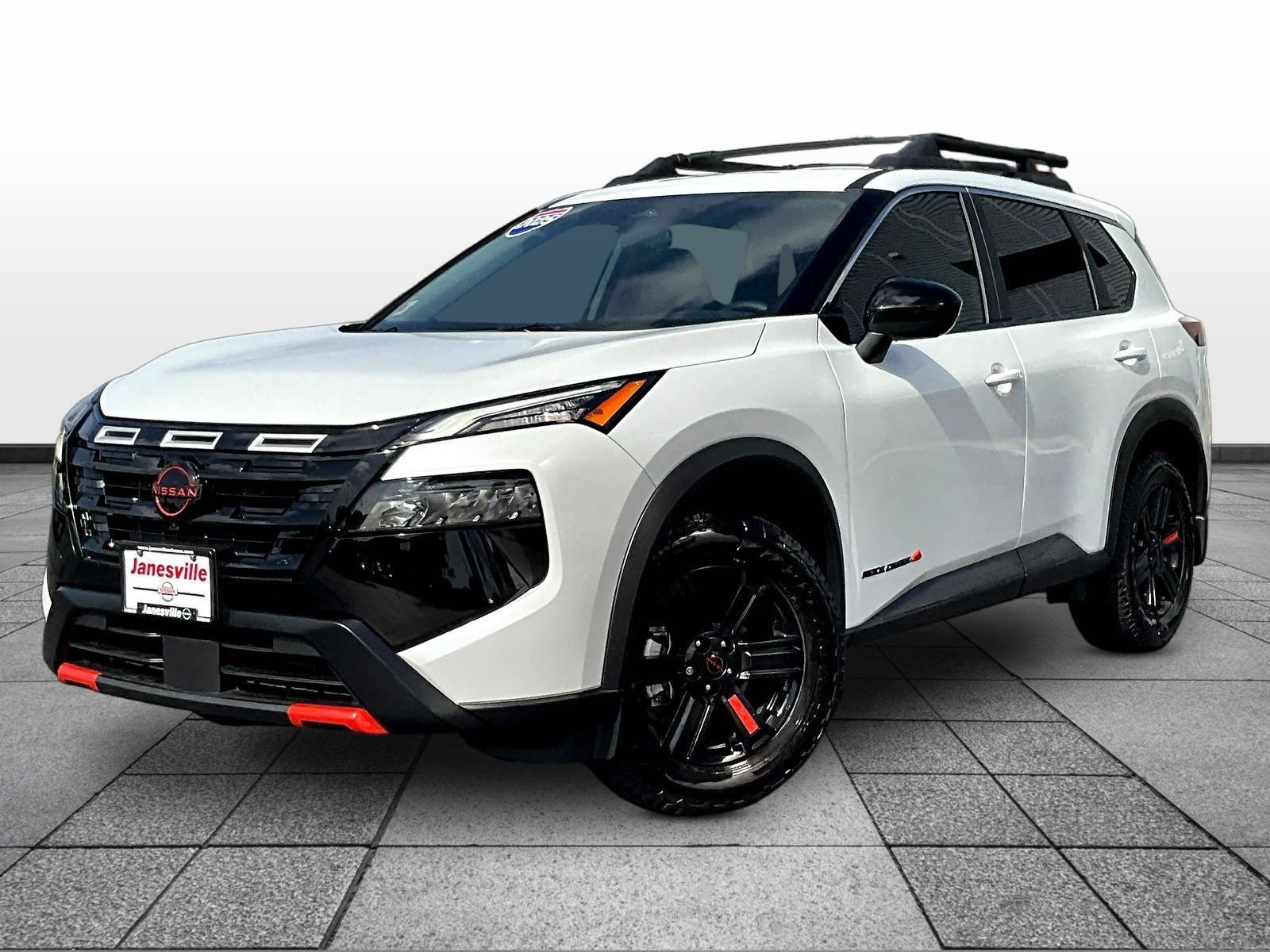 Used 2025 Nissan Rogue SV AWD/4WD image 3
