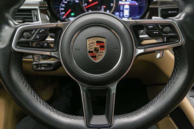 Used 2018 Porsche Macan Turbo image 35