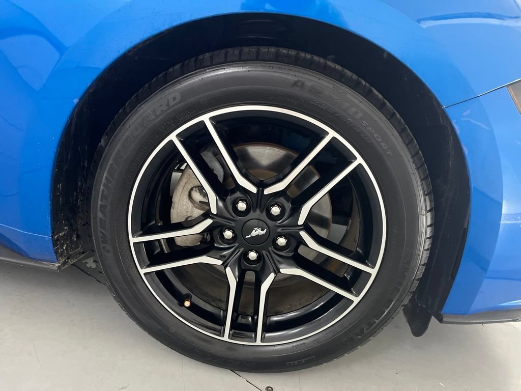 Used 2020 Ford Mustang Coupe w/ Equipment Group 101A RWD image 17