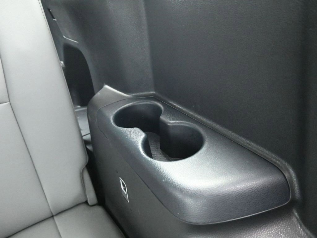 Used 2023 Toyota Highlander XLE image 34