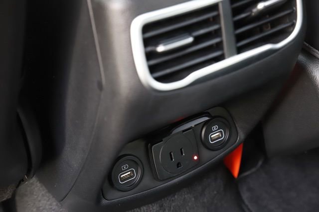 Certified 2023 Hyundai Santa Fe Calligraphy w/ Cargo Package image 20