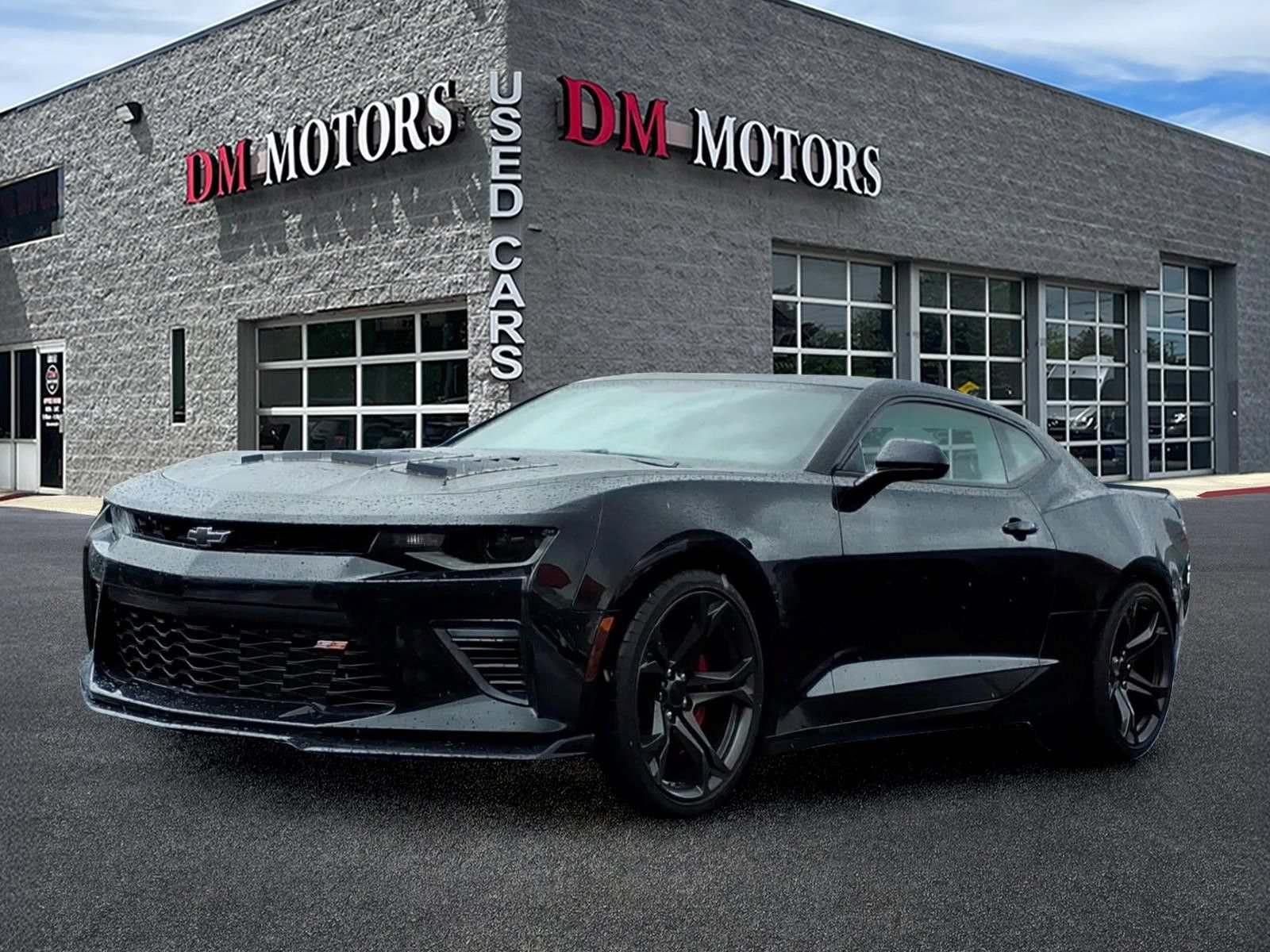 Used 2017 Chevrolet Camaro SS RWD image 1