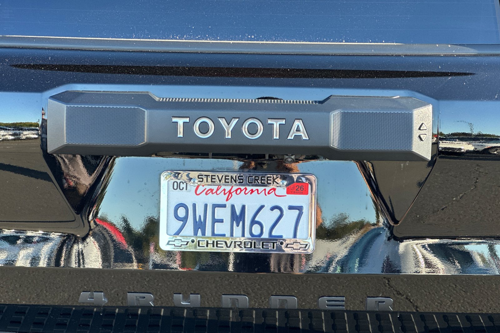 Used 2025 Toyota 4Runner SR5 AWD/4WD image 46
