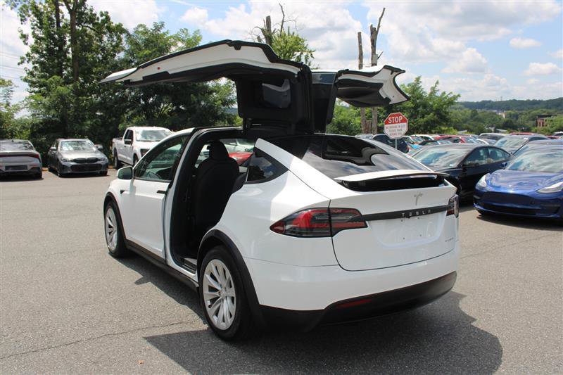 Used 2020 Tesla Model X Long Range AWD/4WD image 5