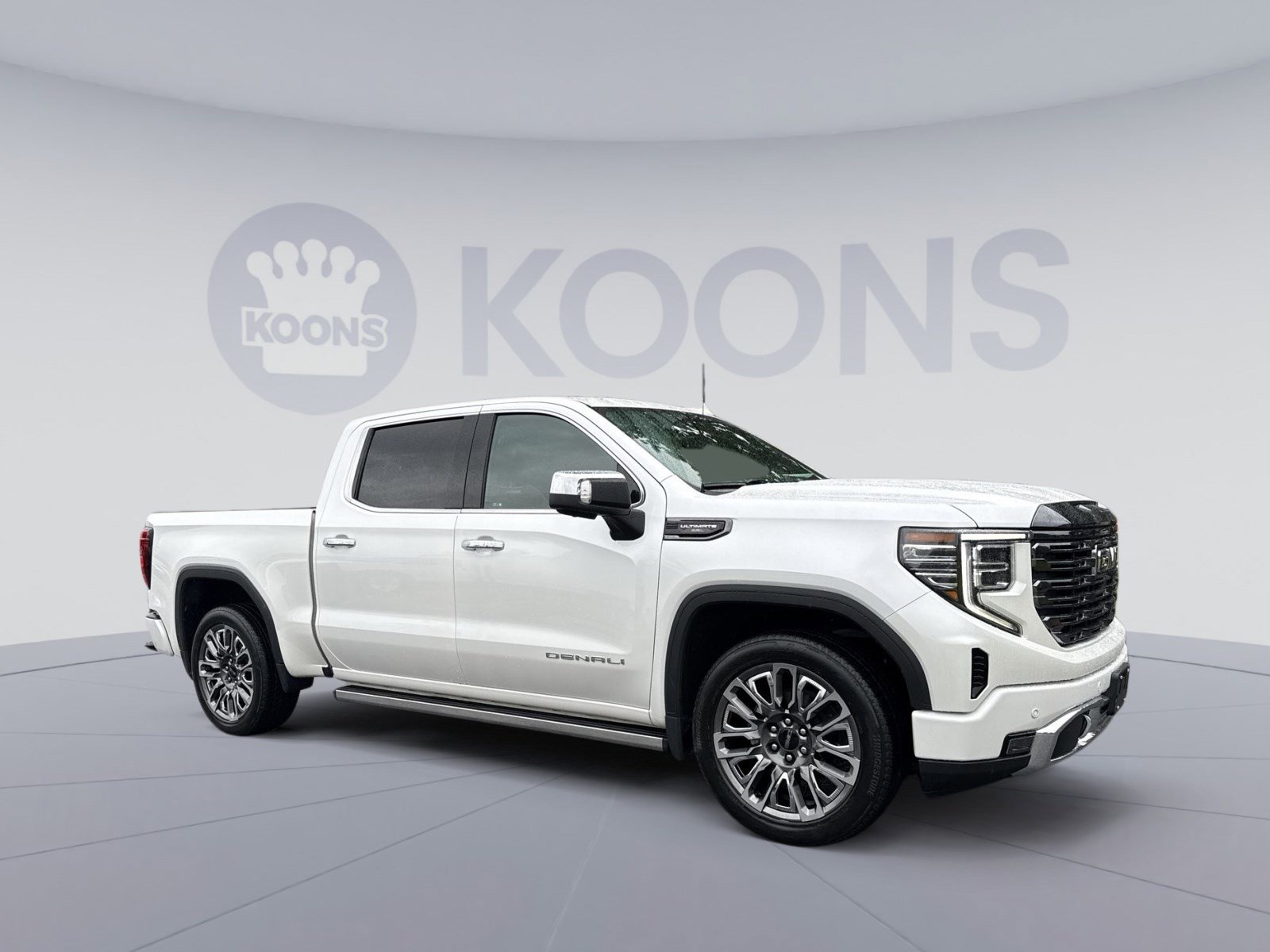 Used 2023 GMC Sierra 1500 Denali Ultimate AWD/4WD image 10