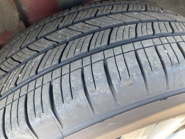 Used 2018 Ford Escape SE FWD image 18