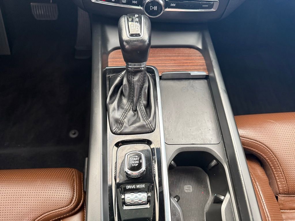 Used 2021 Volvo XC60 T5 Inscription w/ Advanced Package image 26