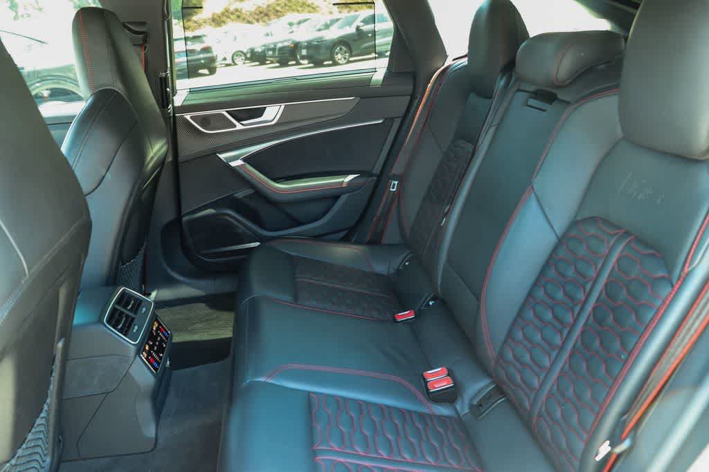 Used 2022 Audi RS 6 w/ Carbon Optic Package AWD/4WD image 18