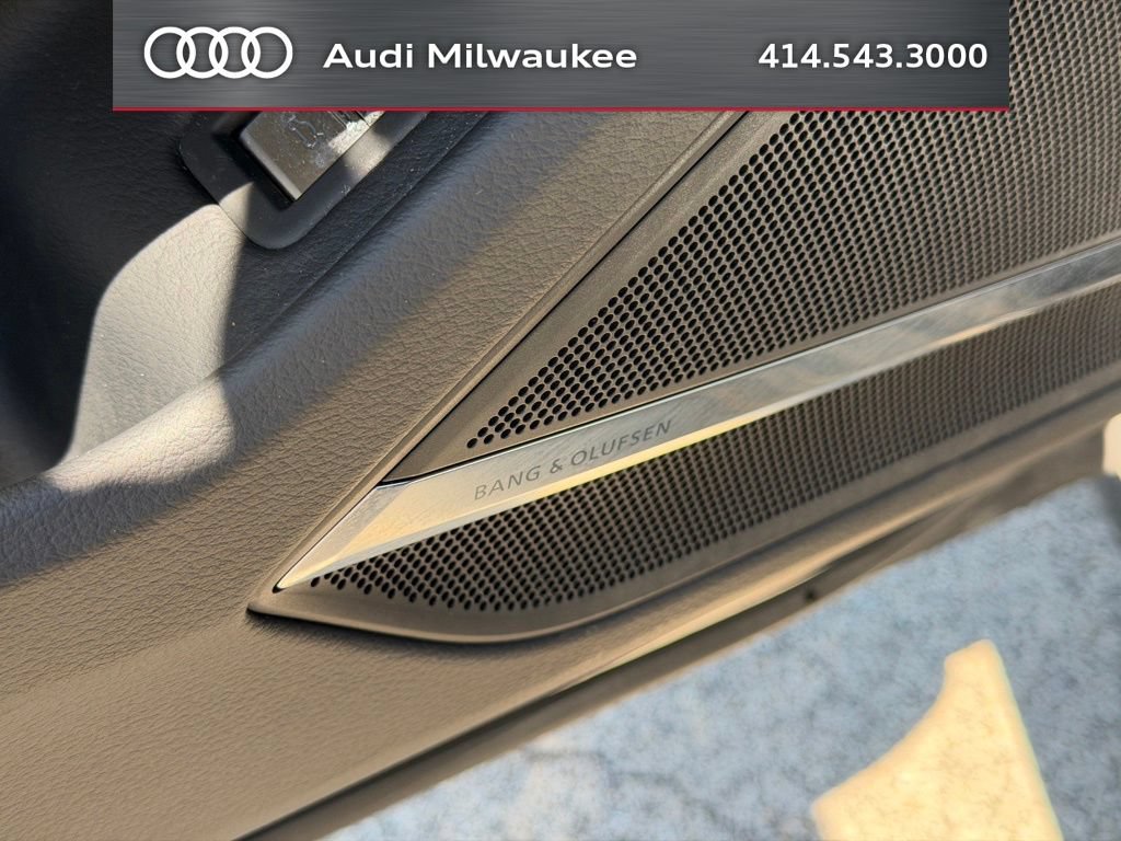 Used 2023 Audi A8 L 3.0T w/ Comfort Plus Package AWD/4WD image 24