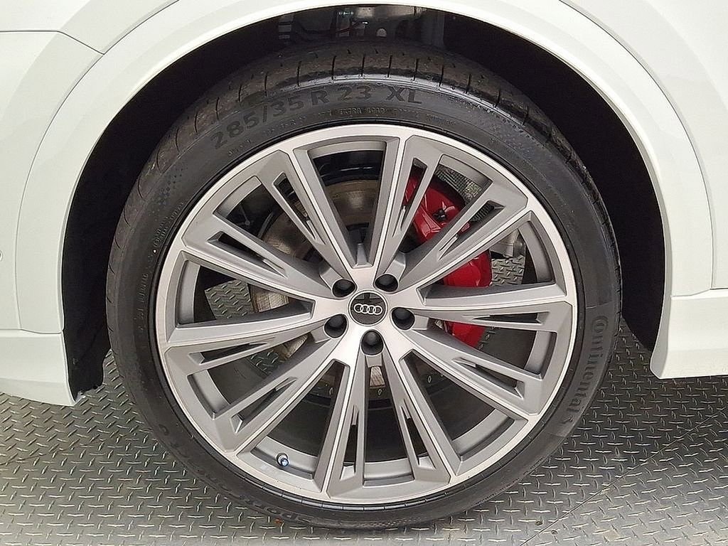 New 2026 Audi Q8 Prestige image 5