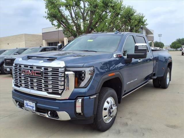 New 2025 GMC Sierra 3500 Denali w/ Denali Reserve Package image 28