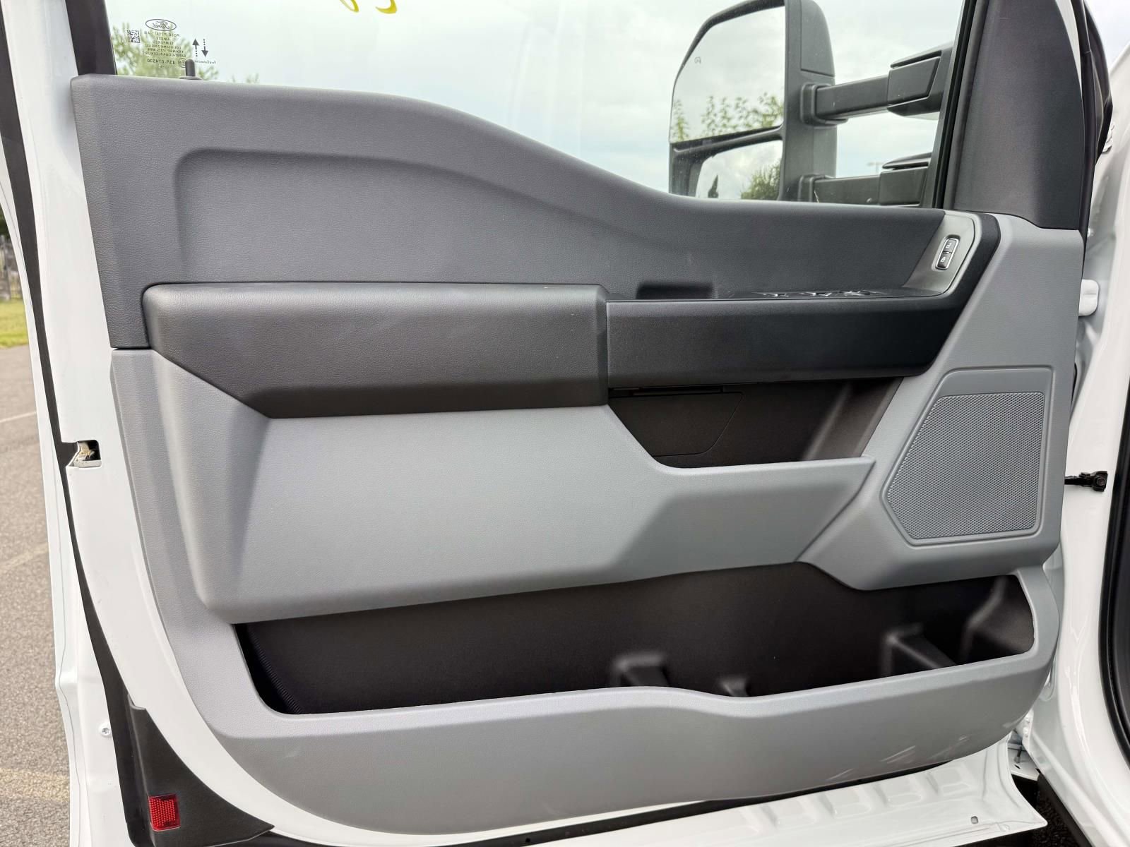 New 2025 Ford F450 XL AWD/4WD image 8