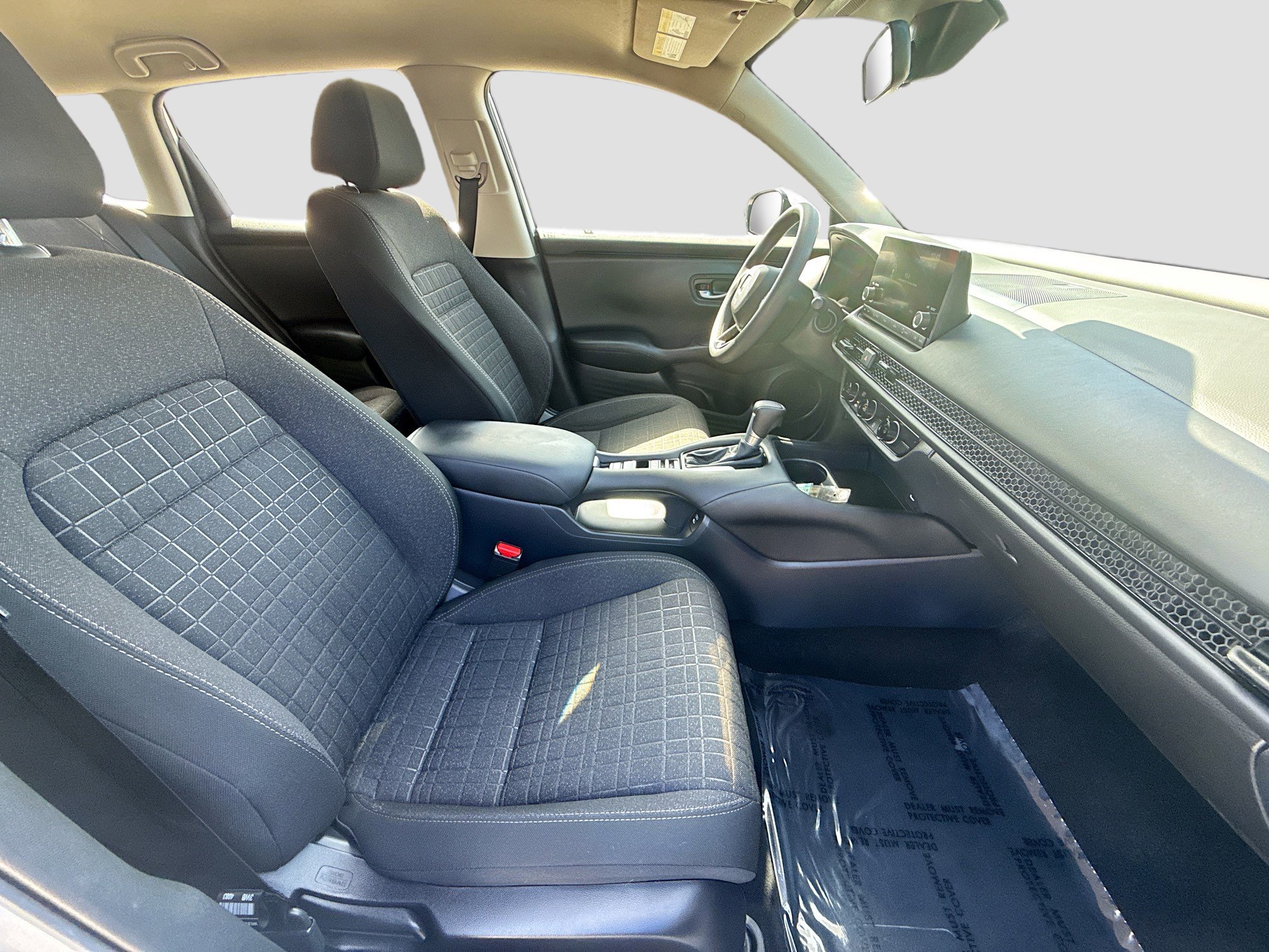 Certified 2025 Honda HR-V LX image 30