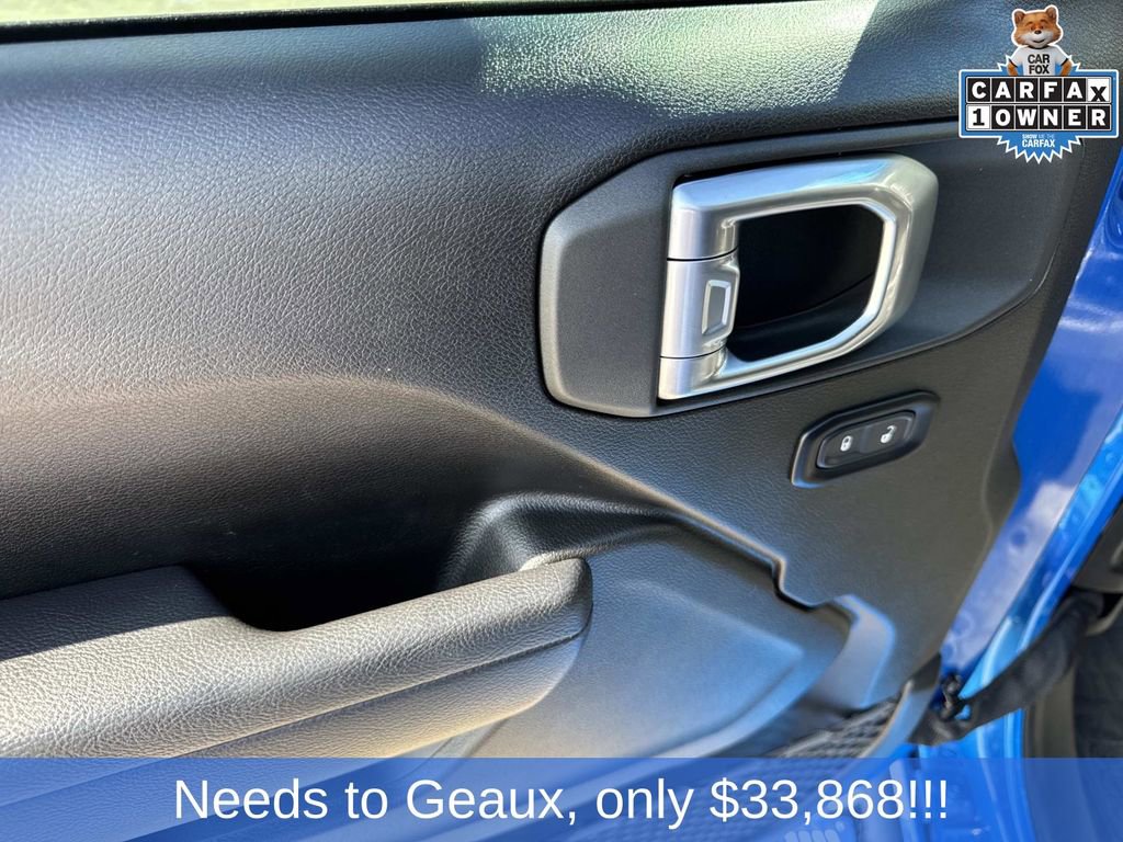 Used 2025 Jeep Wrangler Sport image 39