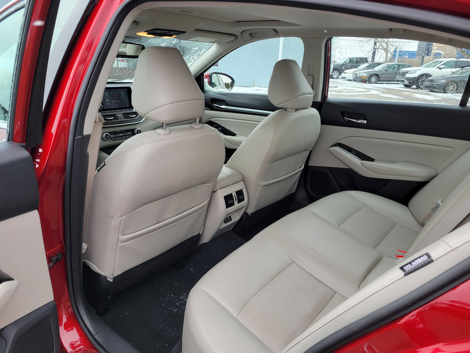 Used 2020 Nissan Altima 2.5 Platinum image 12