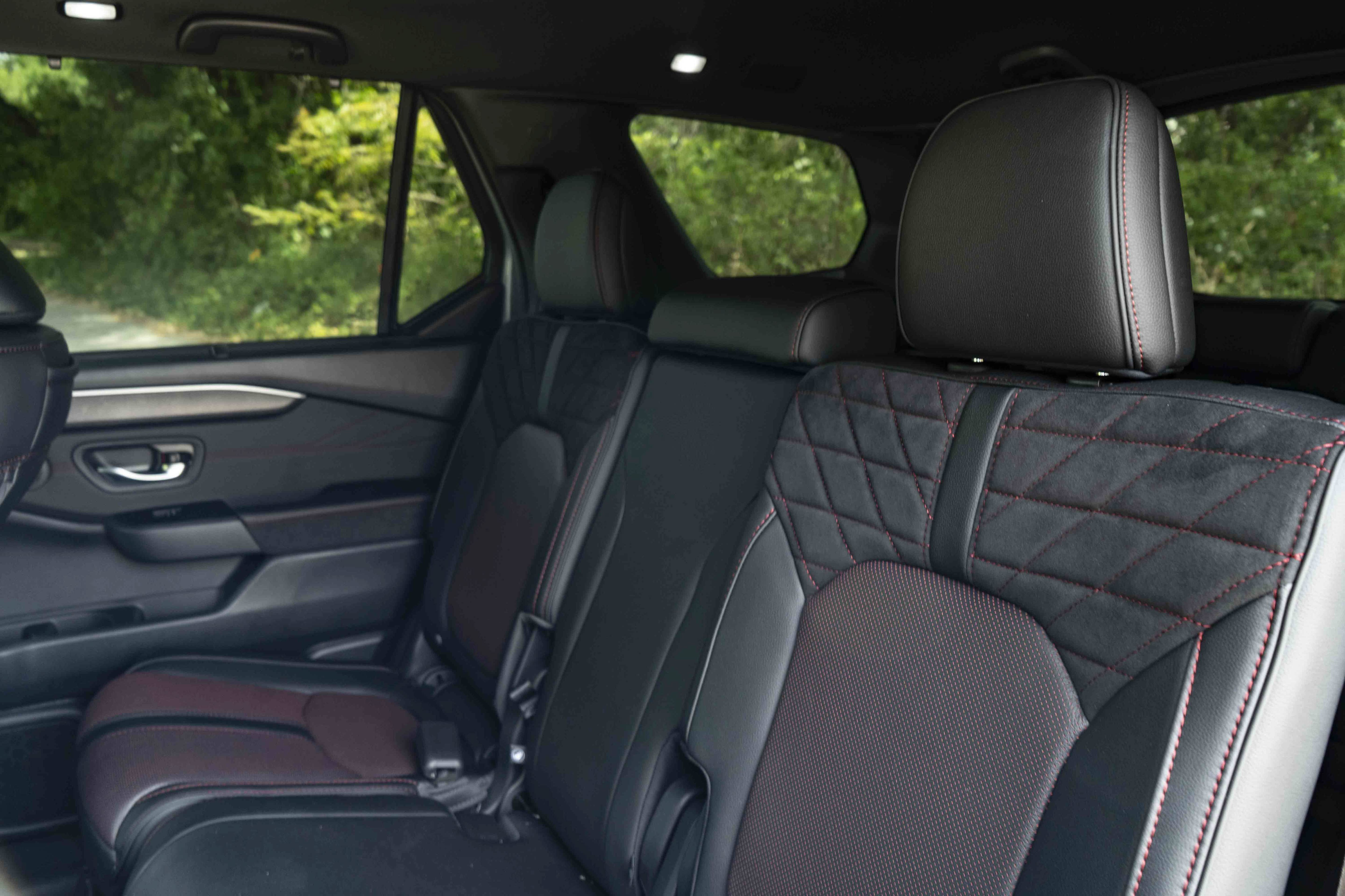 Used 2026 Honda Pilot Black Edition image 19