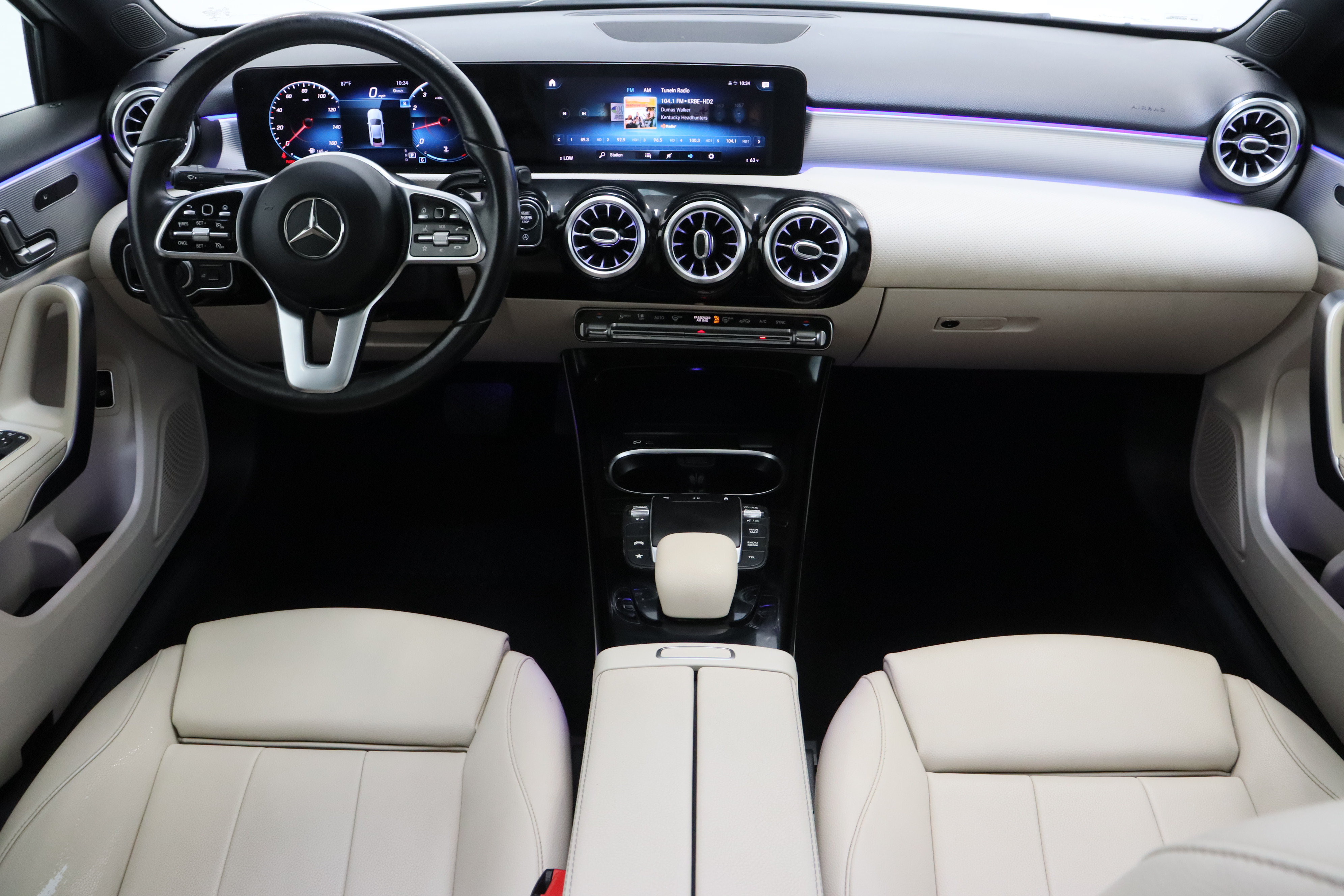 Used 2021 Mercedes-Benz A 220 image 31