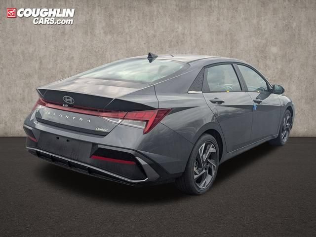 New 2026 Hyundai Elantra Limited w/ Cargo Package FWD image 8