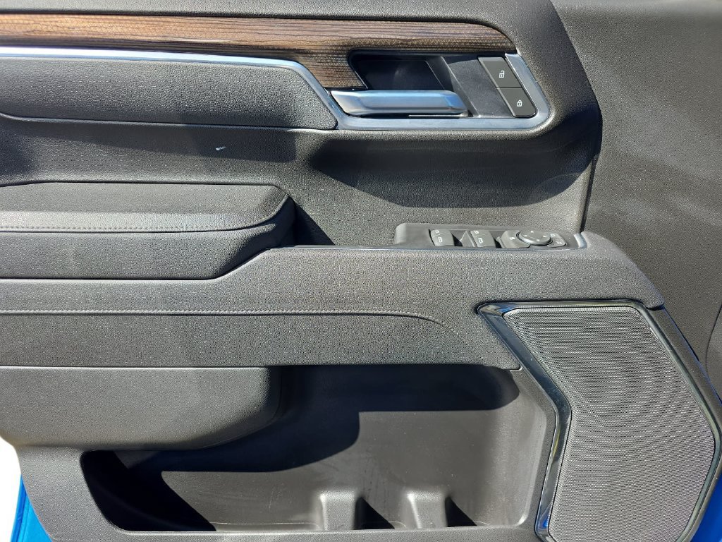 Used 2025 Chevrolet Silverado 1500 RST RWD image 27