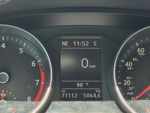 Used 2017 Volkswagen Passat 1.8T SE FWD image 11