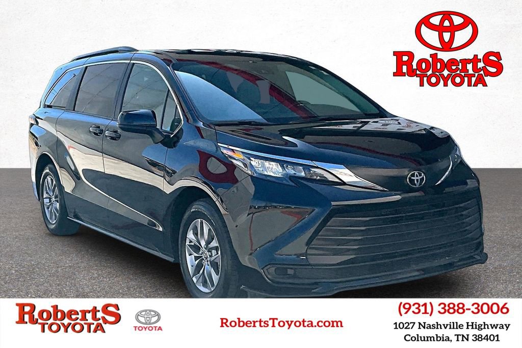 Certified 2026 Toyota Sienna LE image 1