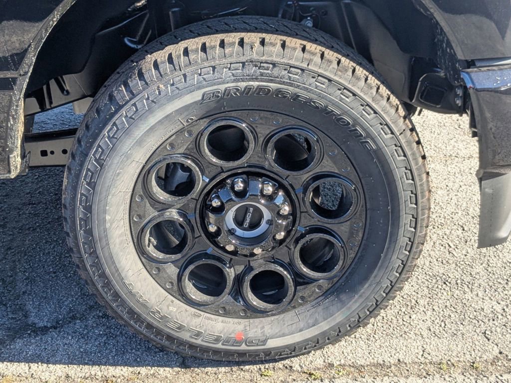 New 2026 Ford F250 Lariat w/ Black Appearance Package image 11