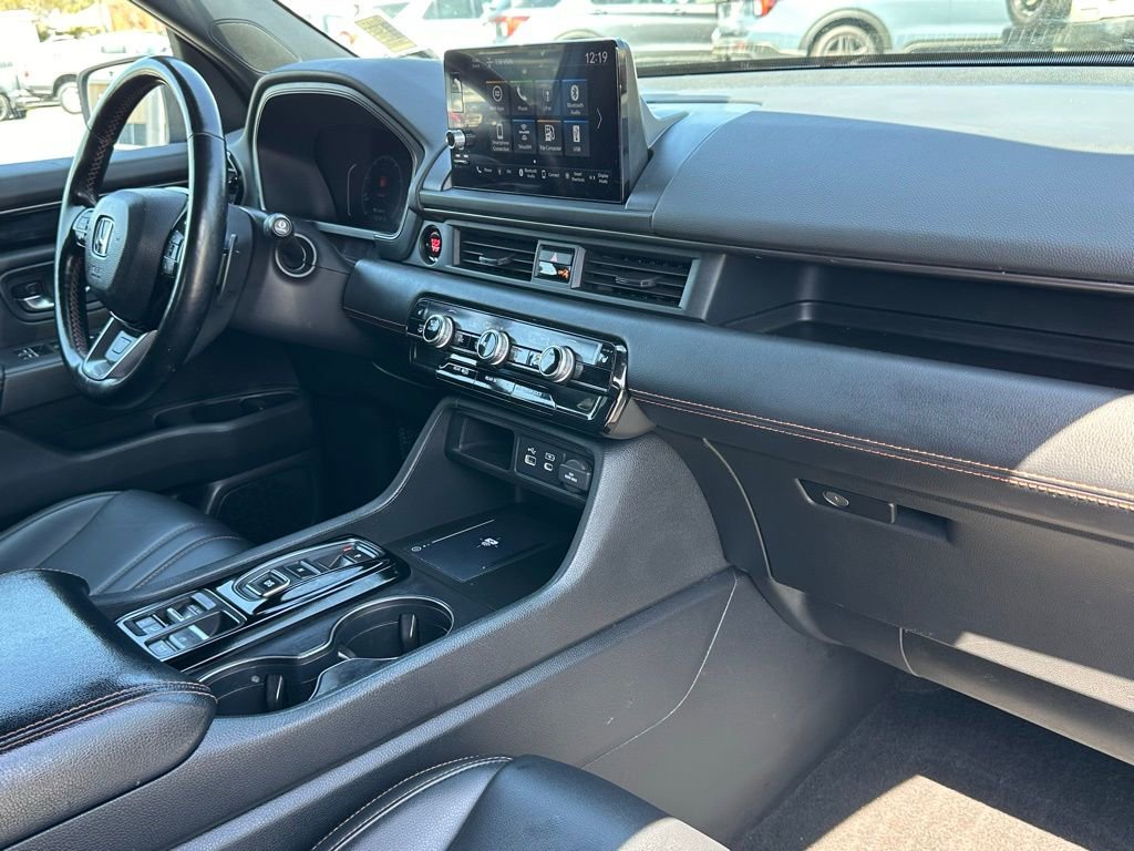 Used 2023 Honda Pilot TrailSport image 18