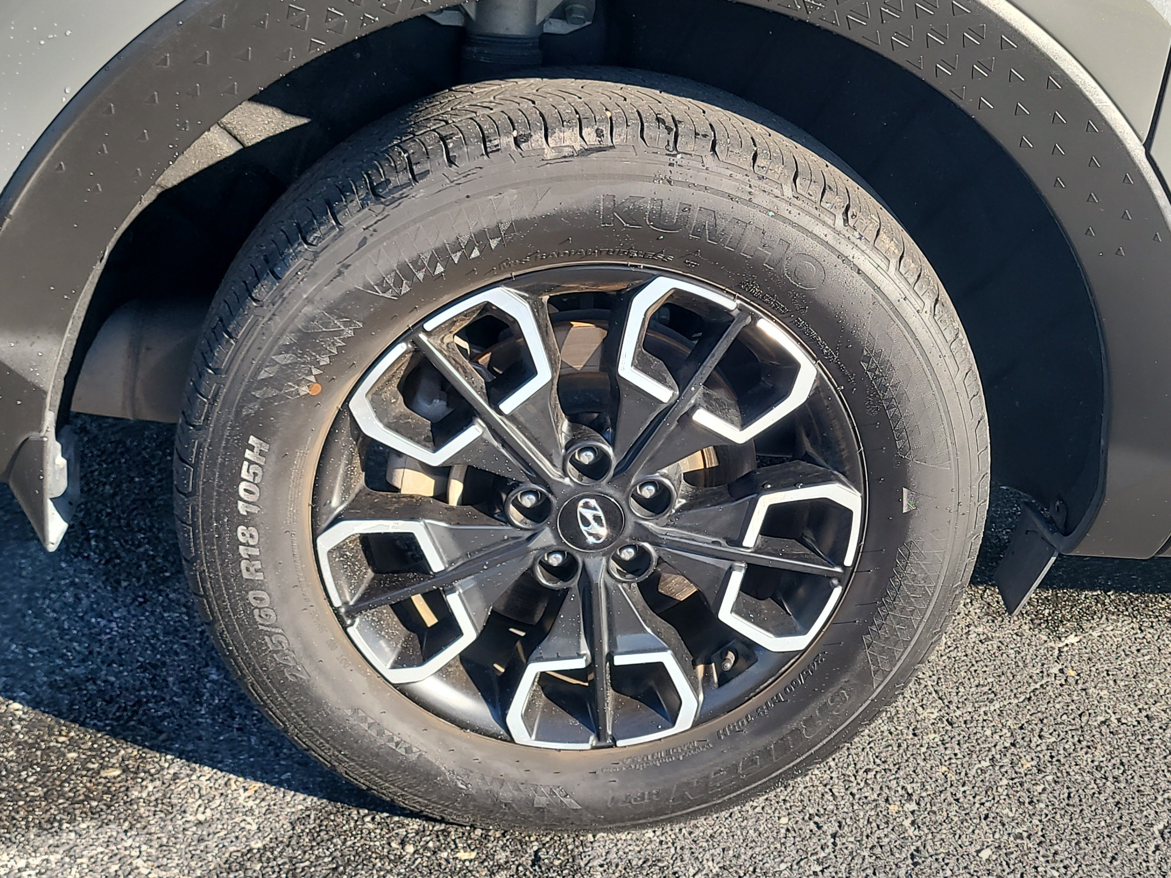 Used 2024 Hyundai Santa Cruz SEL w/ Activity Package FWD image 10