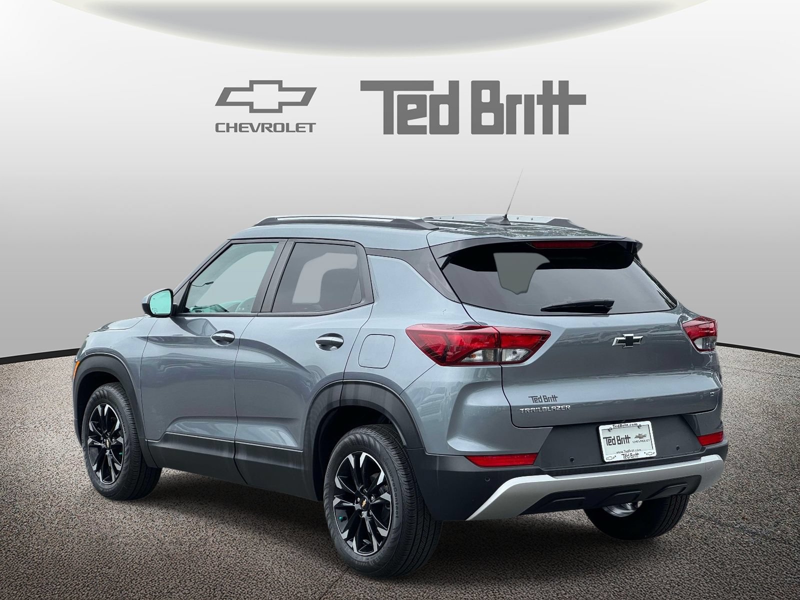 Used 2022 Chevrolet TrailBlazer LT w/ Convenience Package FWD image 6
