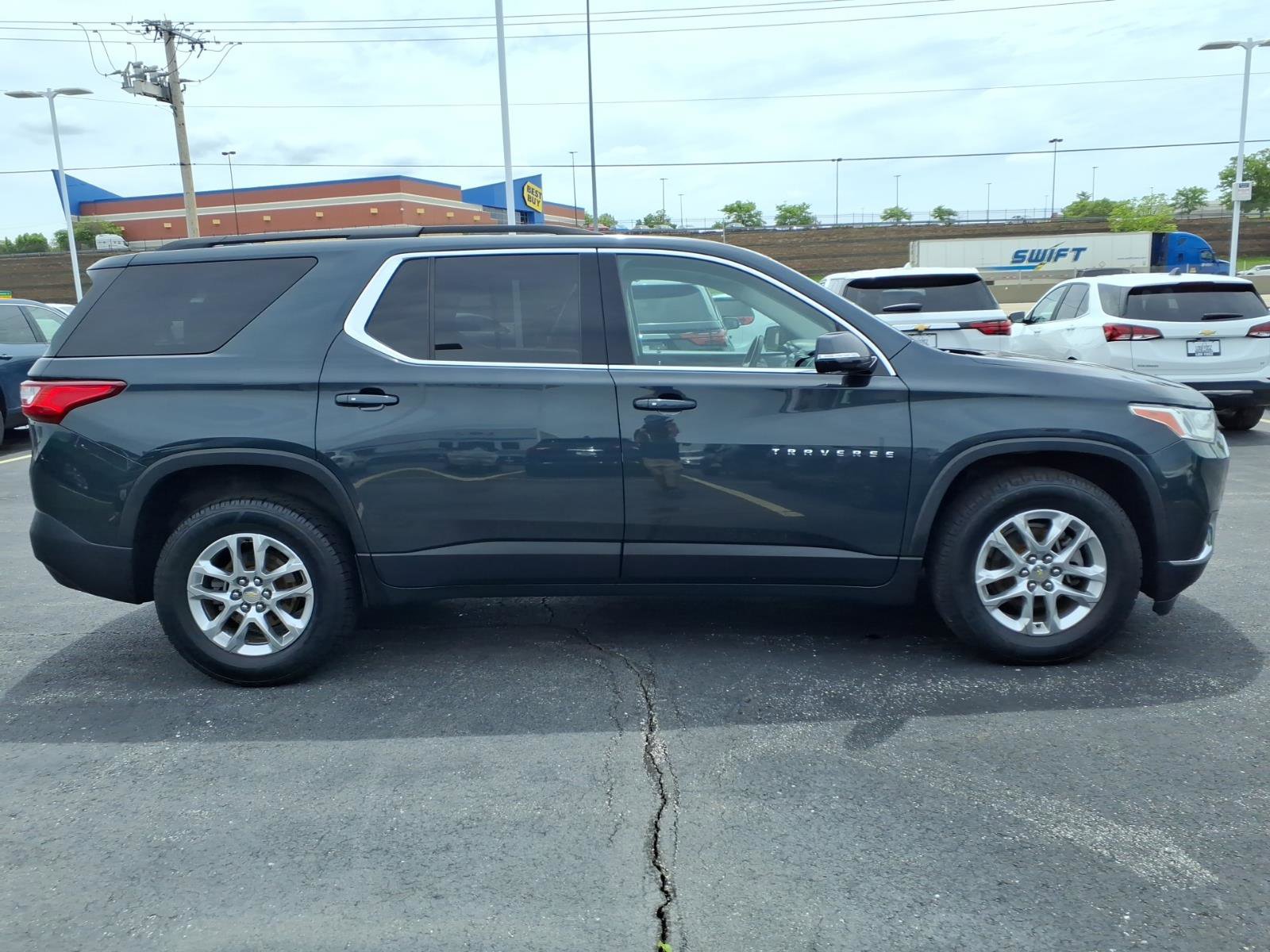 Used 2019 Chevrolet Traverse LT AWD/4WD image 28