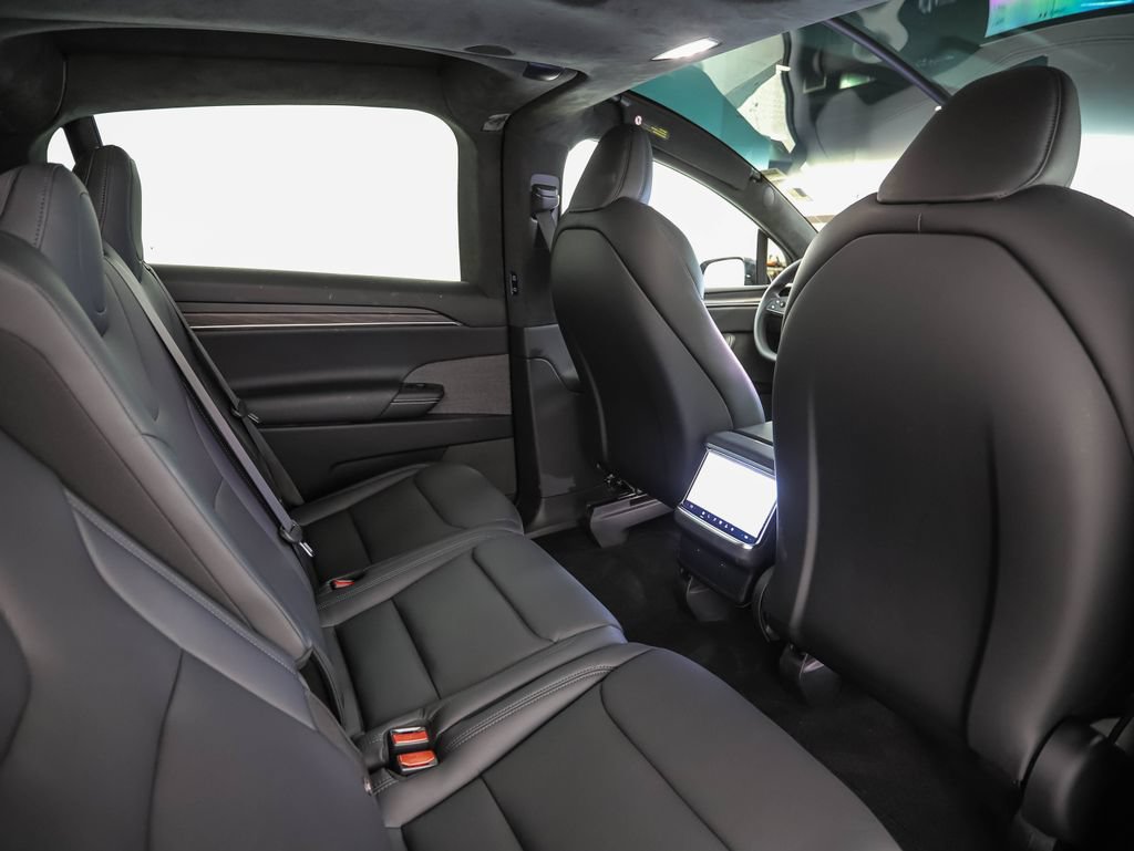 Used 2023 Tesla Model X AWD/4WD image 24
