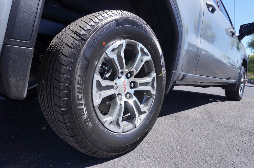 New 2026 GMC Sierra 1500 SLE w/ Preferred Package AWD/4WD image 6