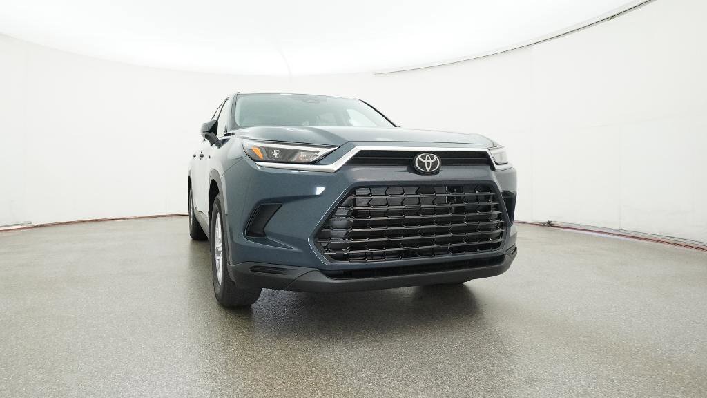 New 2026 Toyota Grand Highlander XLE image 15