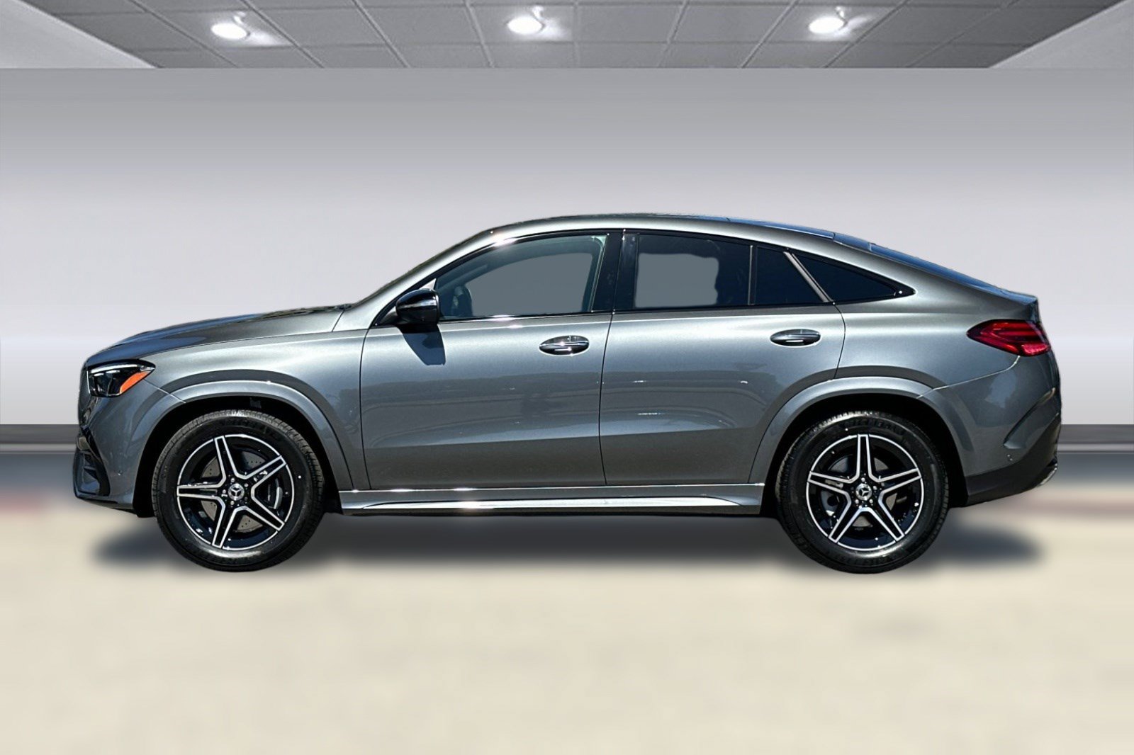 New 2026 Mercedes-Benz GLE 450 4MATIC Coupe image 2
