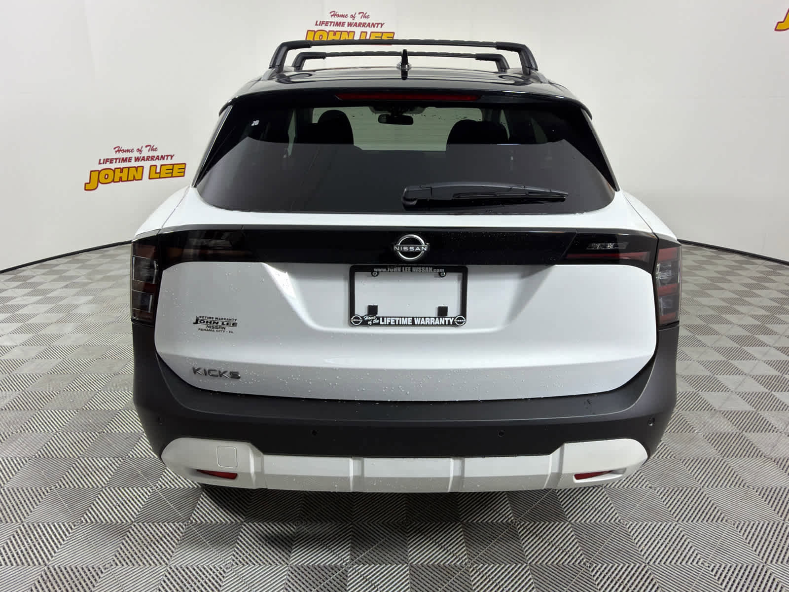New 2026 Nissan Kicks SV w/ Cold Weather Package FWD image 4